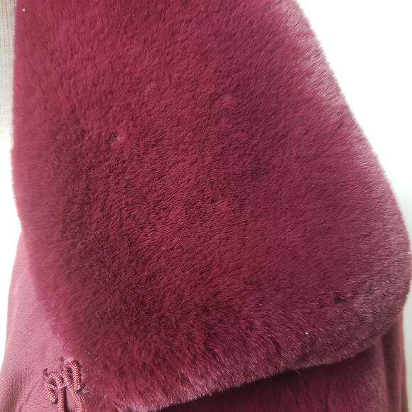 A New Day Faux Fur Burgundy Crop Jacket Medium - Picture 5 of 10